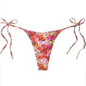 Monday Swimwear // Palma Bottom Petite Fleur